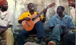 Jamaikai gitáros egy húron nyomja!