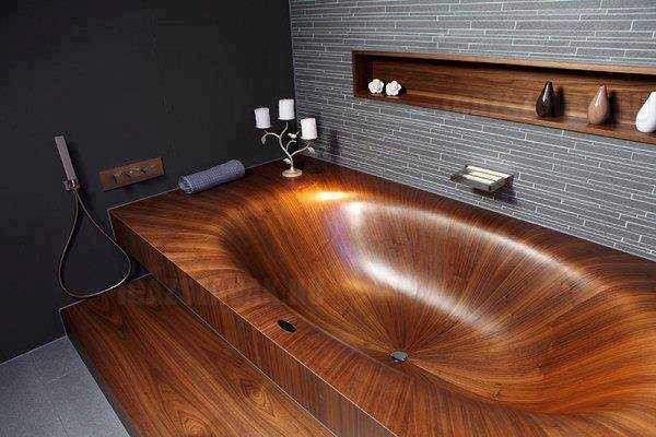 egy lenyügöző fürdőkád