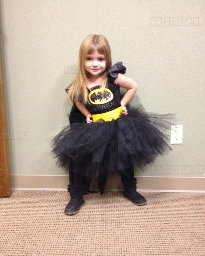 A kislányom azt kérte, hadd lehessen Batman balerina Halloweenkor